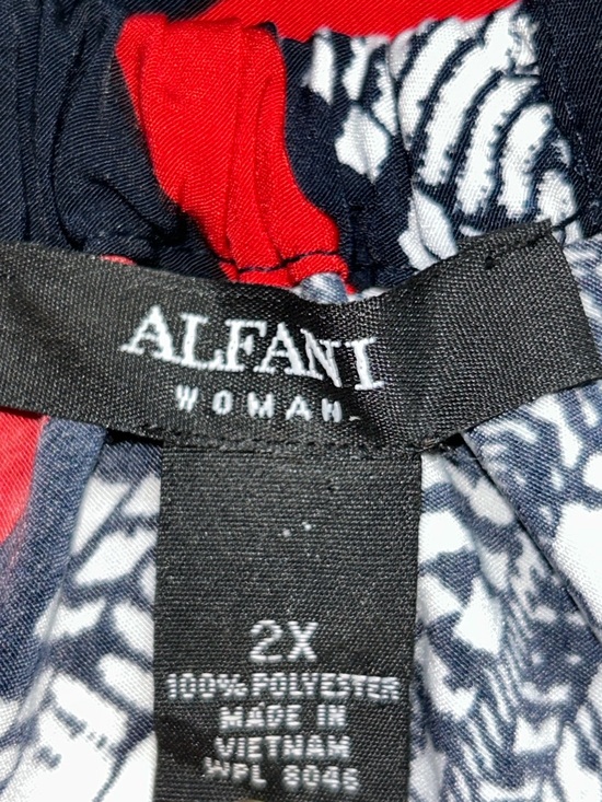 Alfani 2XL Handkerchief Halter Top Navy Red White Print Flowy Plus Size - Picture 4 of 4